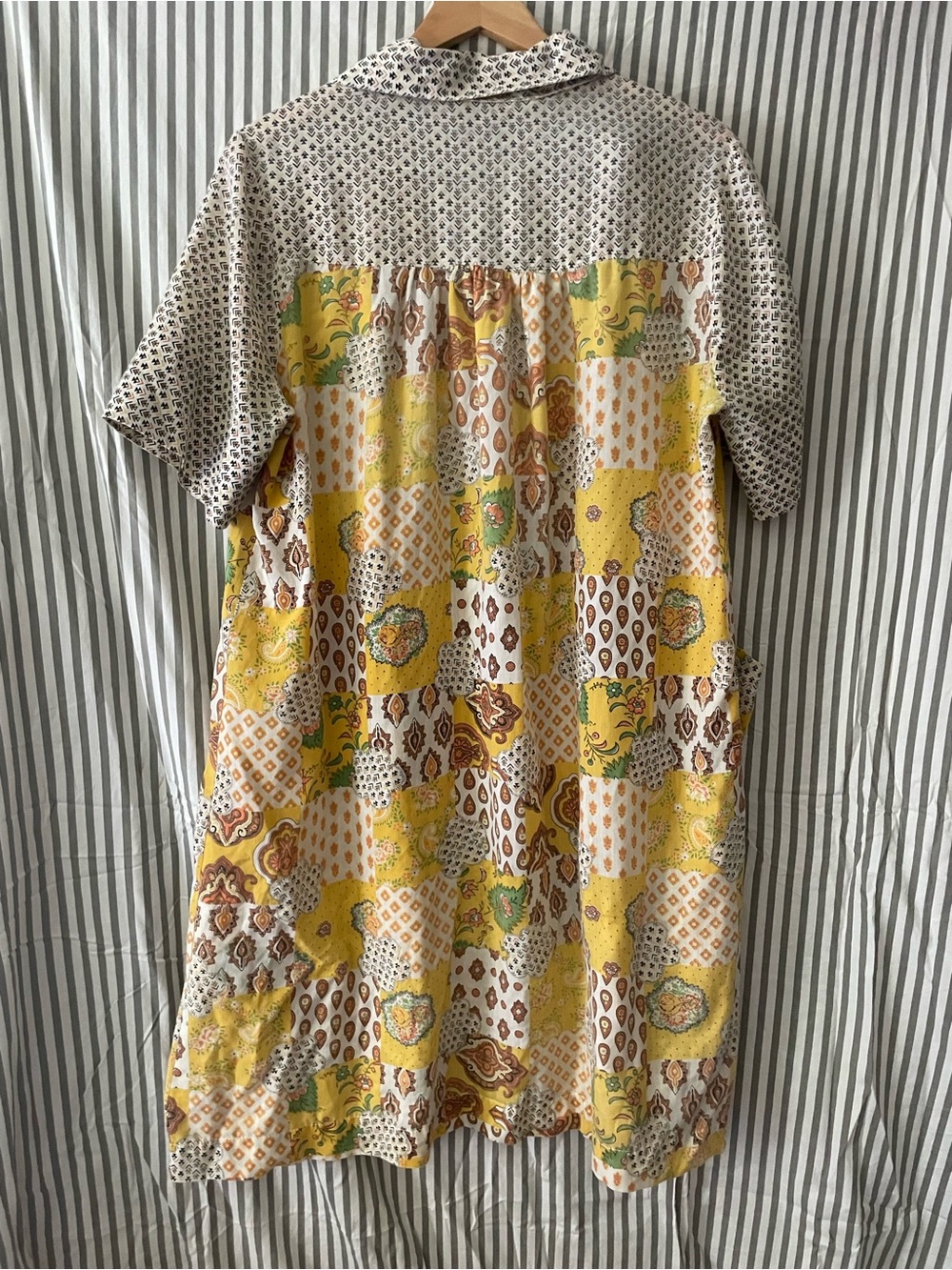 Vintage Yellow Patchwork Print Collared Dress/House Dress/Robe - Picture 5 of 5